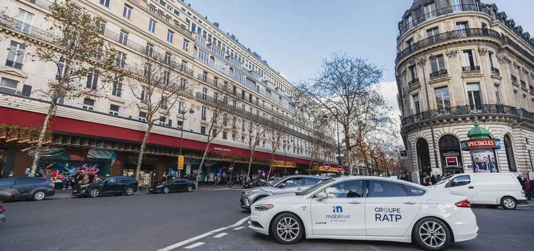 A self-driving vehicle from Mobileye’s autonomous fleet drives through the Galeries Lafayette in Paris, France. (Credit: Hamdi Chref – RATP)