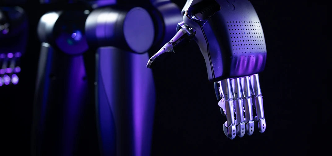 MenteeBot’s hands present a full range of motion, strength and accuracy to perform delicate tasks.