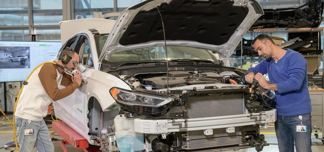 Behind the scenes of Mobileye's Jerusalem headquarters where employees apply the most advanced autonomous driving technology to the company's fleet of self-driving vehicles. (Credit: Mobileye)